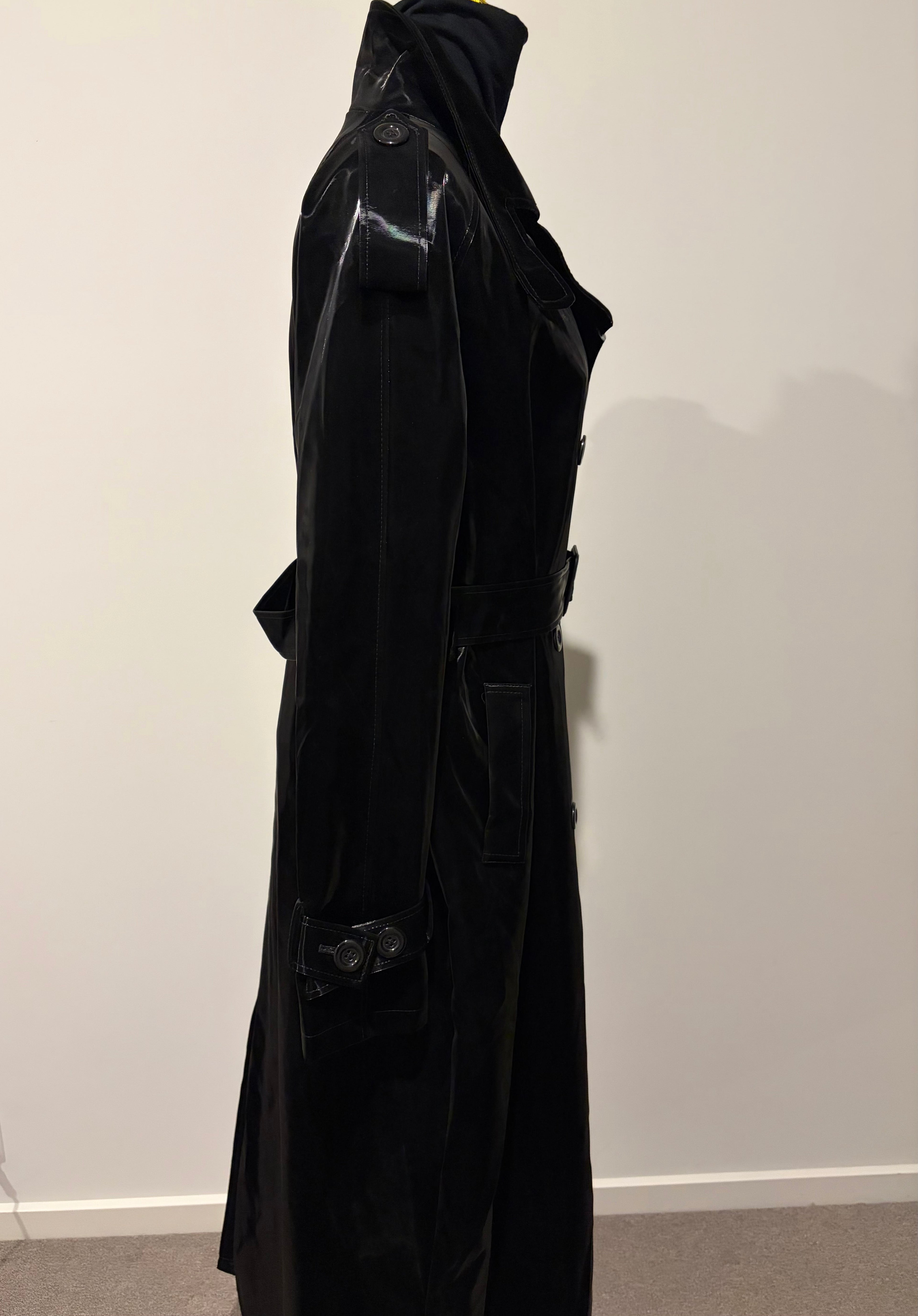 NERAZZURI Faux Leather Patent Long Coat Trench Super Soft Shiny Black M