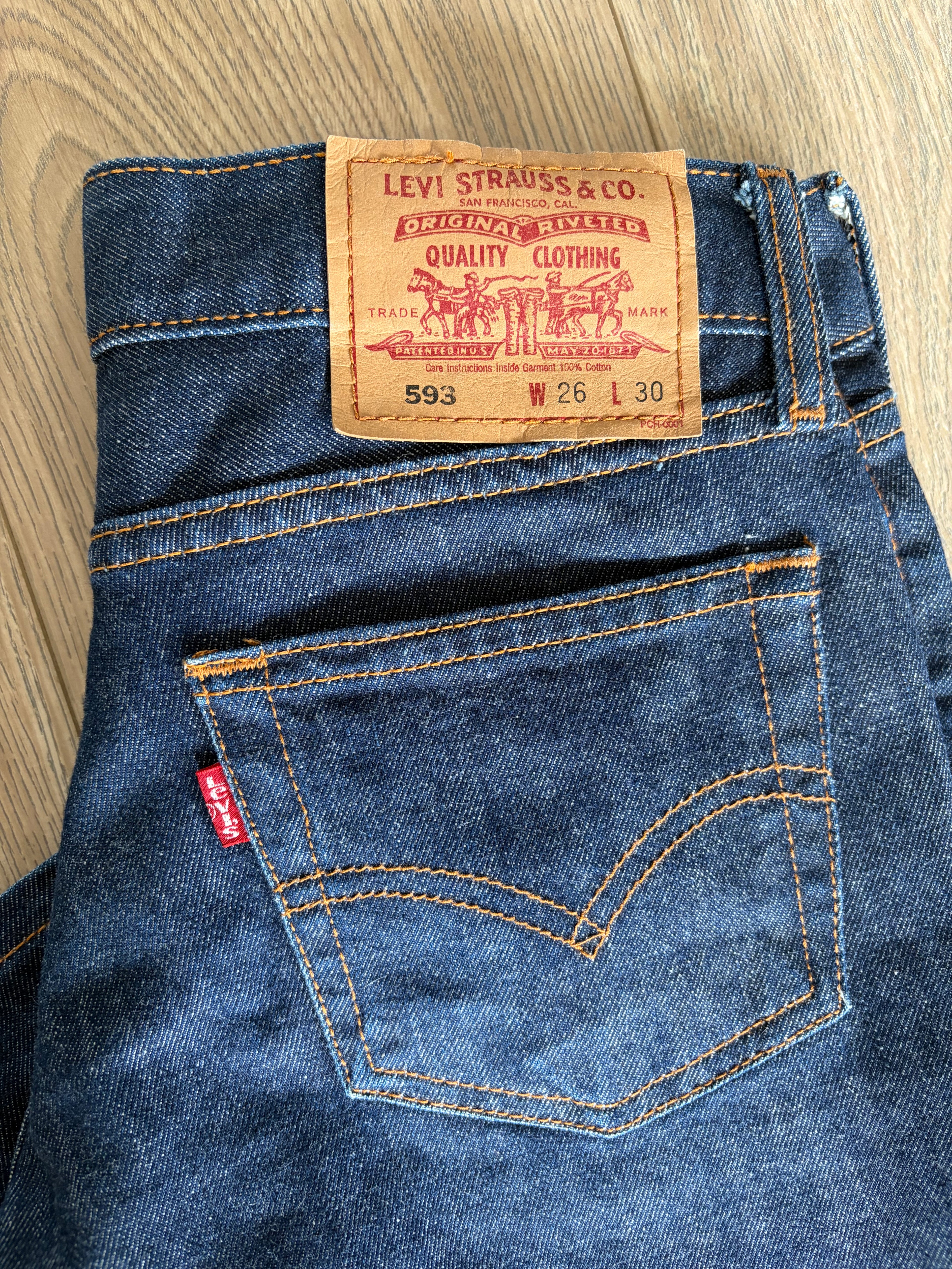 Levi's 593 Vintage Women's Dark Wash Blue Denim Bootcut Low Rise Jeans 26x30