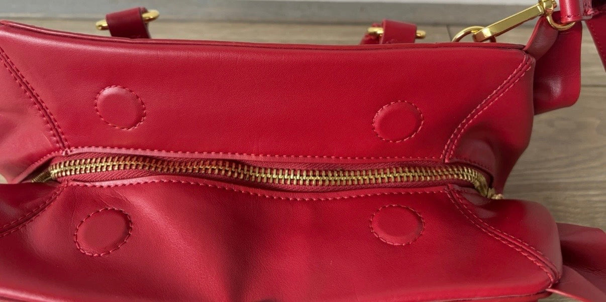 Mishka Badgley Red Leather Ruffle bow Satchel Top handle Zip Strap Vintage